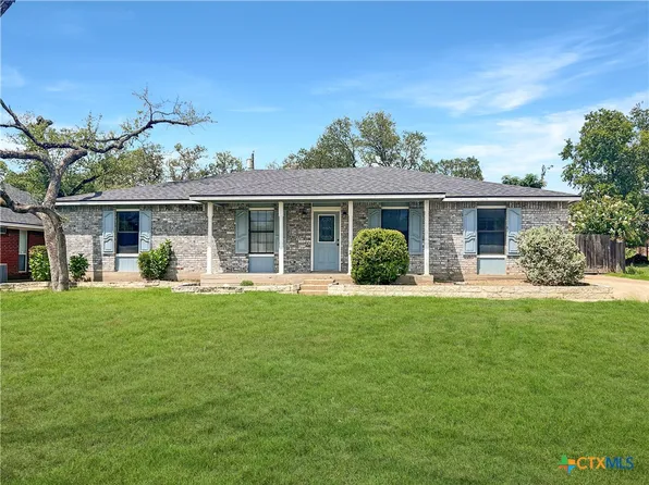 2 Commodore Dr, Belton, TX 76513