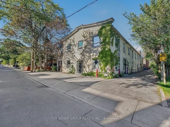 65 Bellwoods Ave, Toronto, ON M6J 3N4