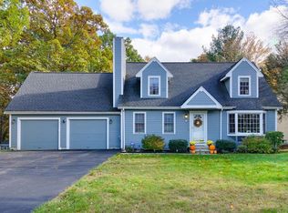 17 Pheasant Hill Dr, Shrewsbury, MA 01545