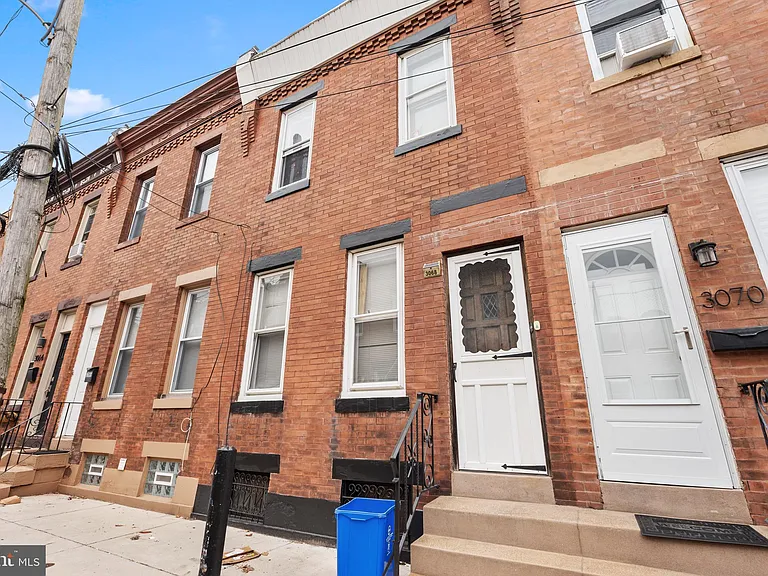 3068 Livingston St — Photo 2