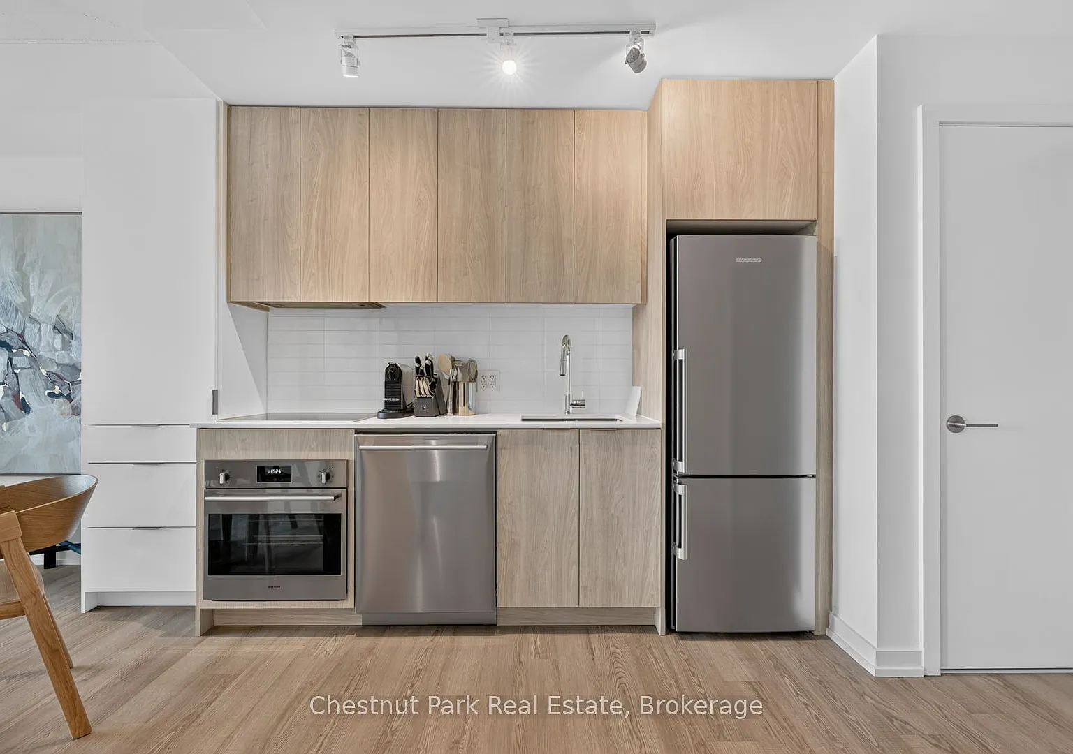 2 bed, $2,500 — Photo 3