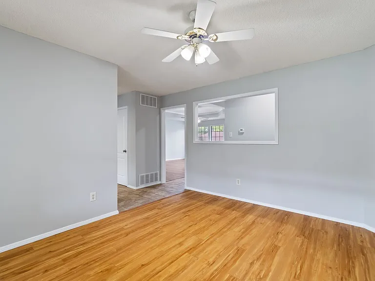 8808 Timberlyn Way — Photo 7