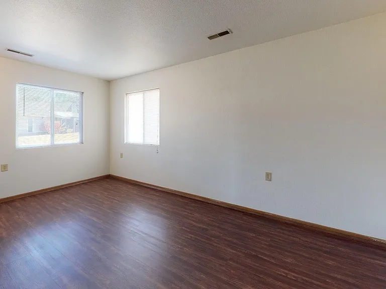 Eastern Townhomes — Photo 2