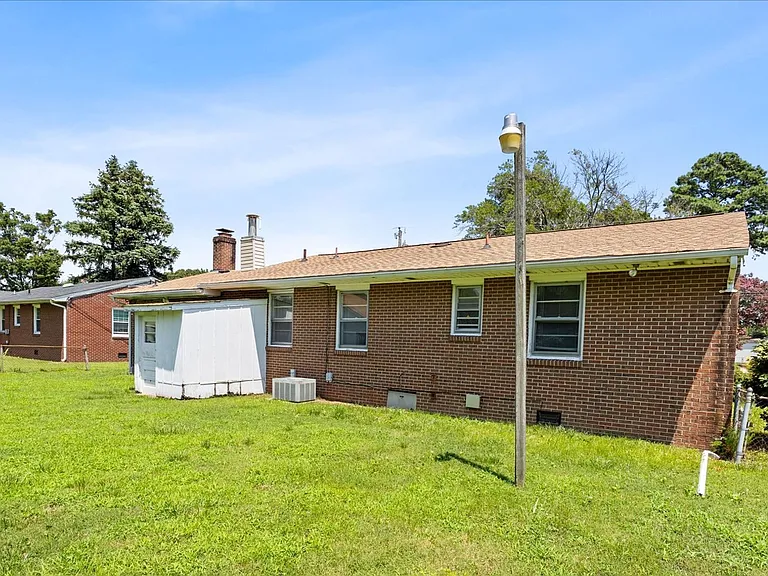 7 Briar Dr — Photo 25