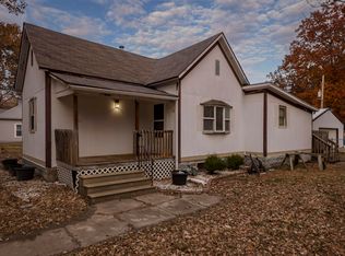 1002 NE Michigan Ave, Topeka, KS 66616