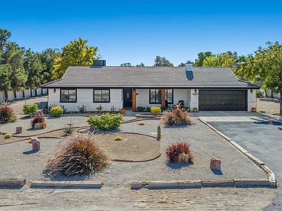 3rd image of 6111 Jo Marcy Dr