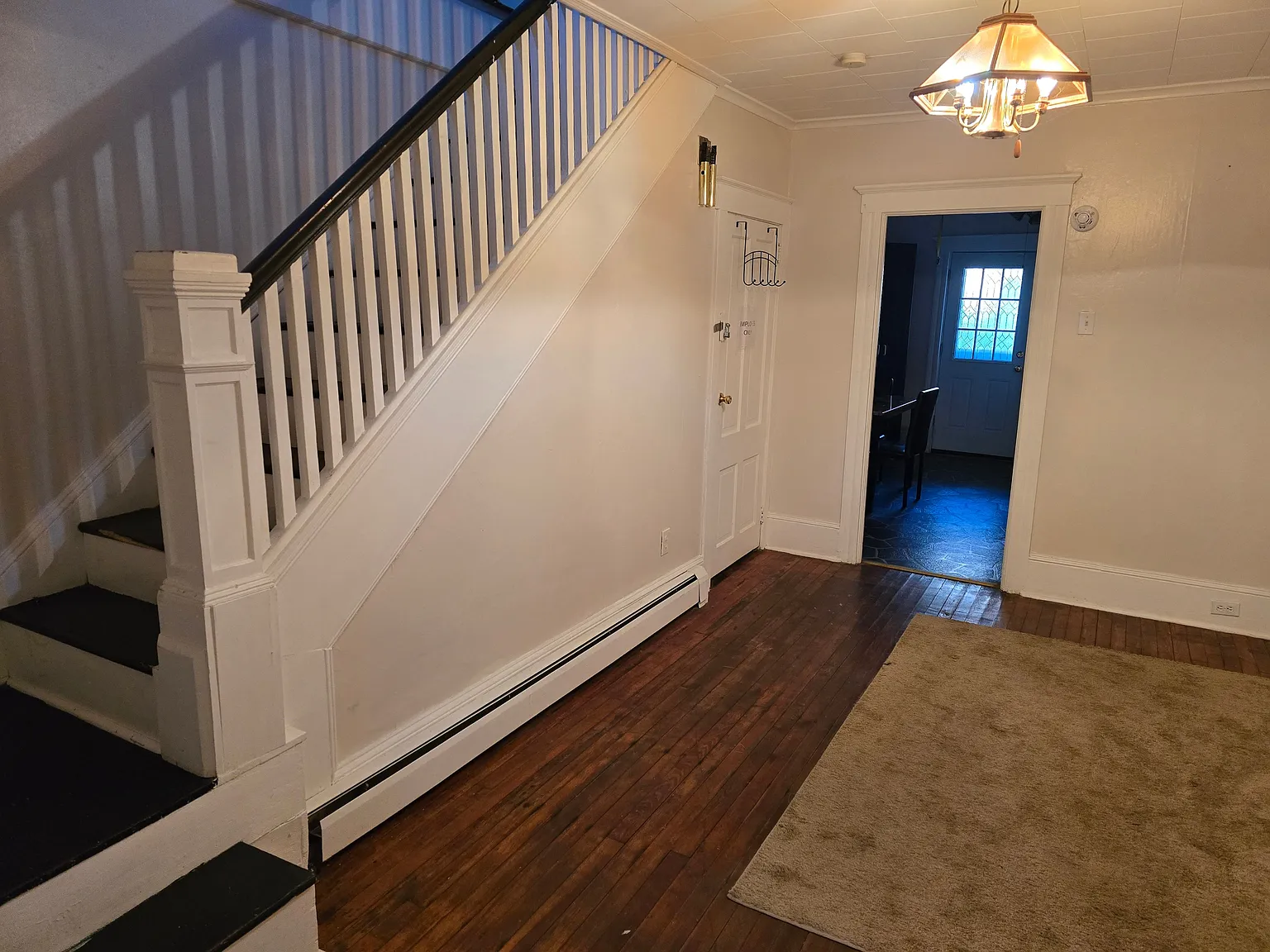 2 bed, 1.5 bath, 1000 sqft, $1,000 — Photo 1