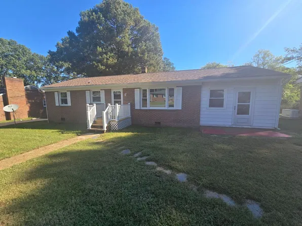 25039 Balsam Ln, Petersburg, VA 23803