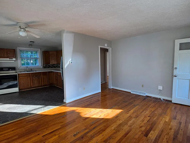 3640 Brandywine Ave — Photo 12