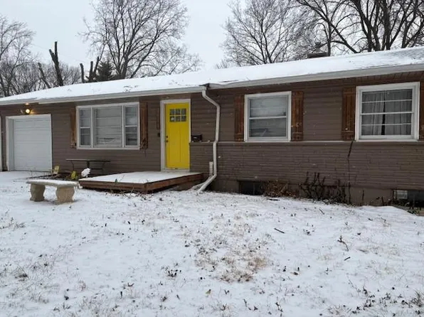 8850 E 53rd Ter, Raytown, MO 64133