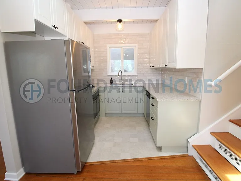12 Perry Walk — Photo 5