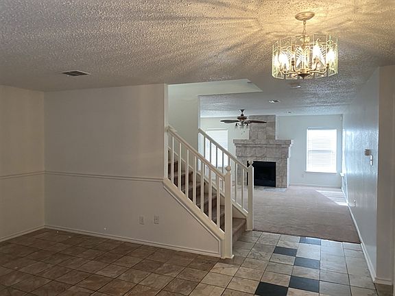 2nd image of 210 Kissimmee Dr