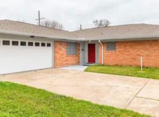 1575 Longfellow Dr, Beaumont, TX 77706