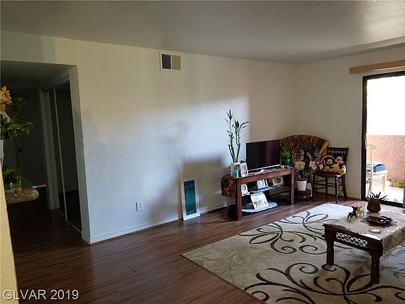 2nd image of 2451 N Rainbow Blvd Unit 2123