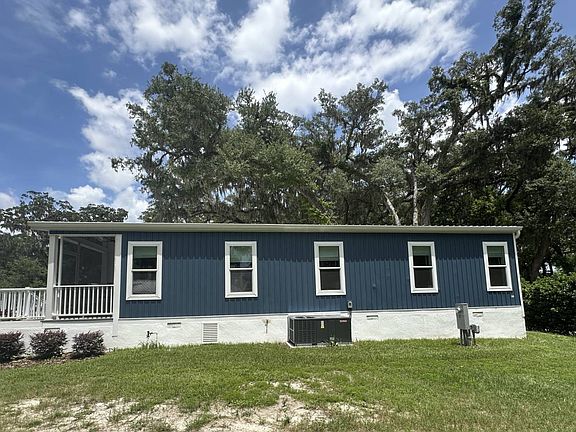3rd image of 3605 Umbrella Tree Ln