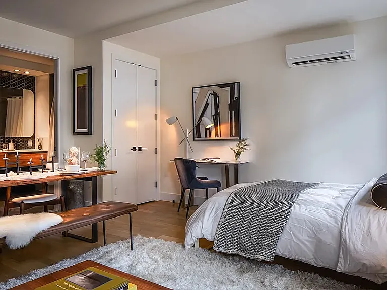 260 Gold St #908 — Photo 3