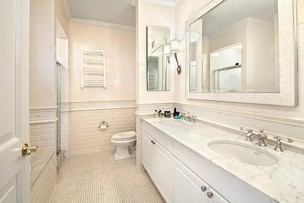 Rented by Town Residential | media 4