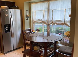 4 Alameda Ct, Eatontown, NJ 07724