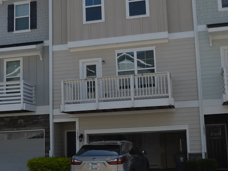 1021 Diamond Dove Ln — Photo 1