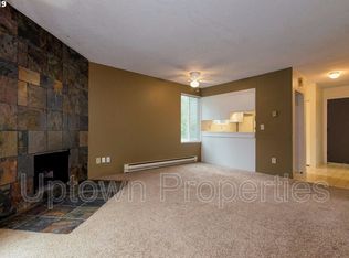 3325 SW Garden View Ave, Portland, OR 97225