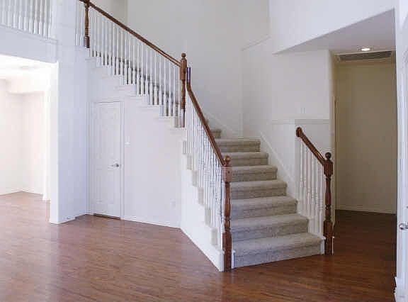 5th image of 6940 Chapelridge Dr