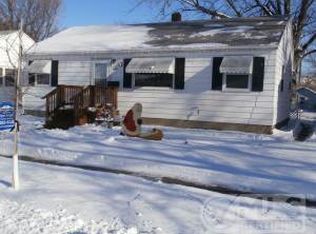 936 Montana Ave SW, Huron, SD 57350