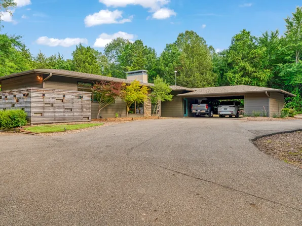 323 County Road 44200, Powderly, TX 75473