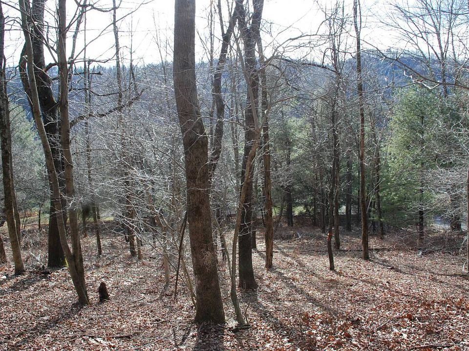 2nd image of Sunny Knoll Acres Ln