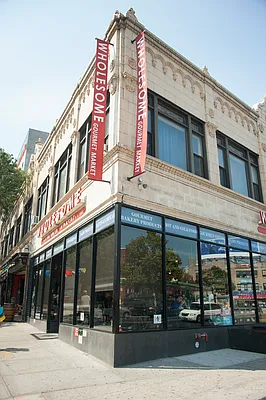 Rented by Lisa Management | media 11