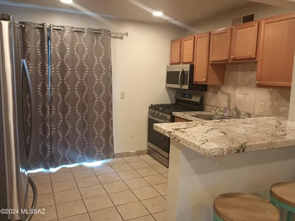 350 N Silverbell Rd APT 83, Tucson, AZ 85745