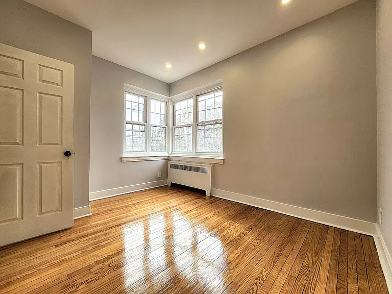 17 Dewitt Rd #112 — Photo 4