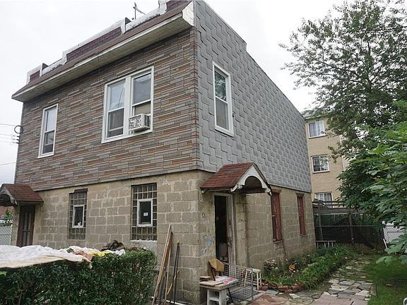 5th image of 1032 E 224th St #1034