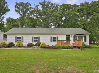 1192 Crabapple Ln, Saint Clair, MO 63077