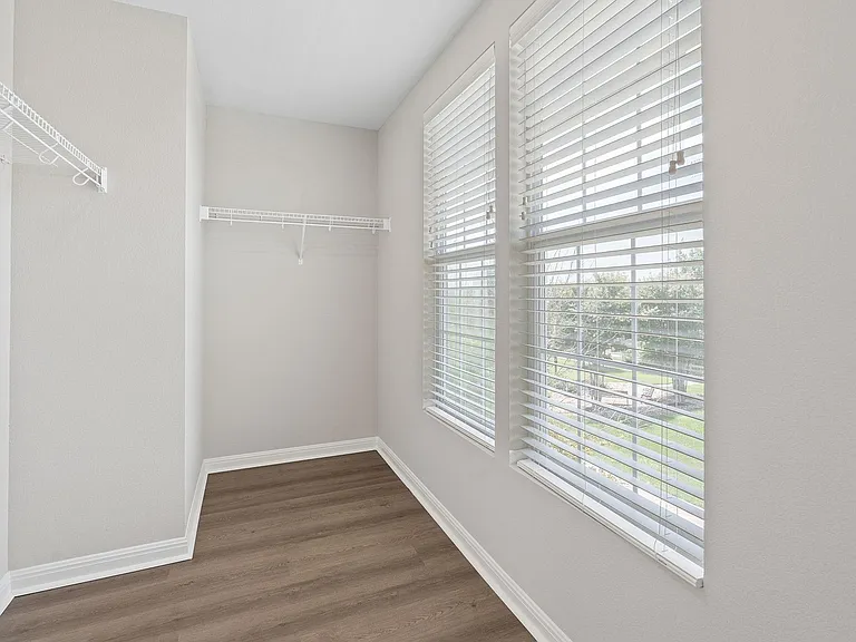 216 Greene — Photo 11