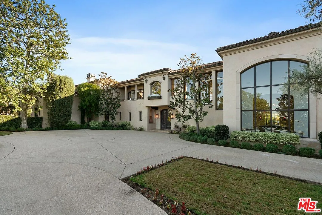 6 bed, 10.0 bath, 11206 sqft, $74,600 — Photo 3