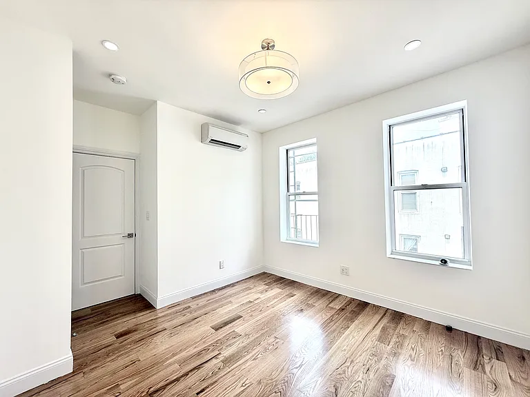 48-15 43rd Ave #3B — Photo 8
