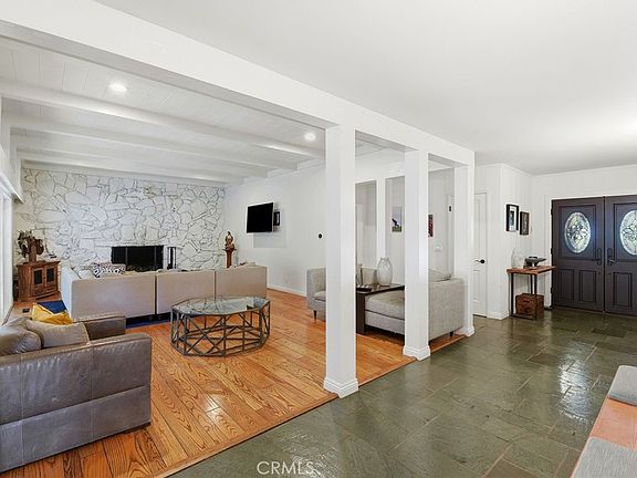 5th image of 15936 Valley Wood Rd