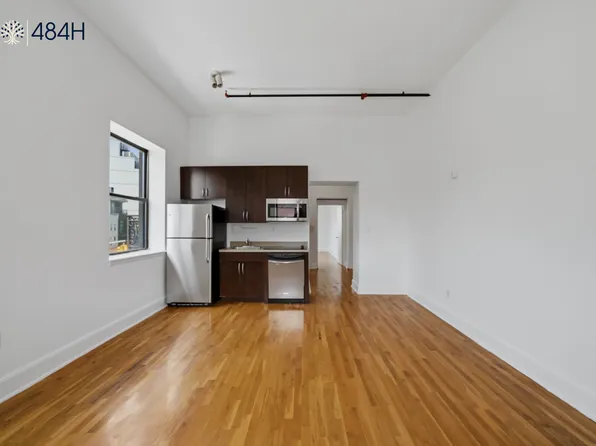 484 Humboldt St, Brooklyn, NY
