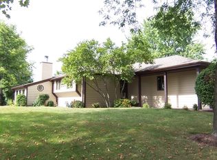 404 San Carlos Rd, Minooka, IL 60447