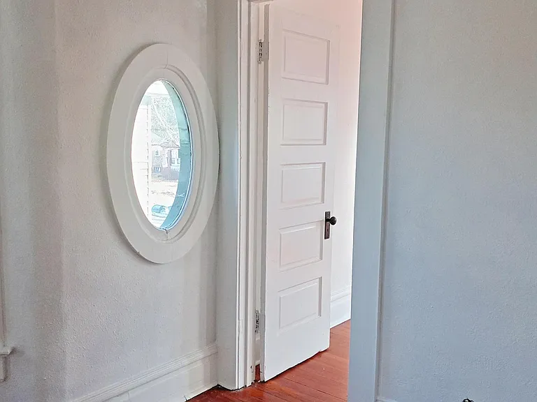1523 W Callender Ave #2 — Photo 4