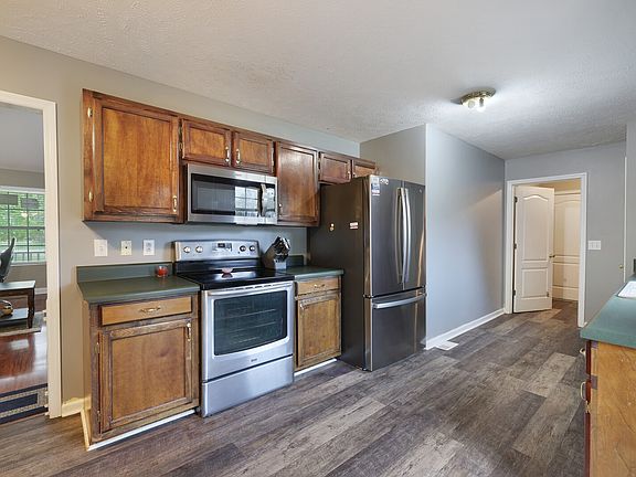 5th image of 7513 Antietam Ln