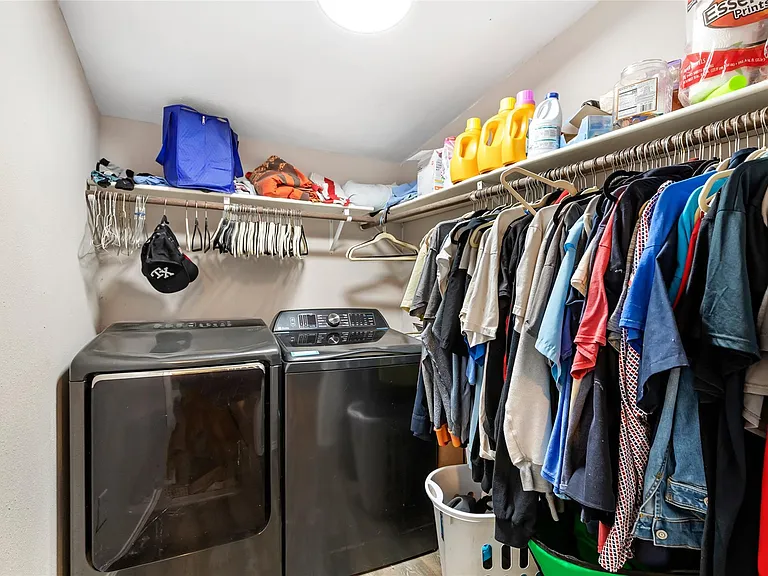 218 Waterfall Dr — Photo 23