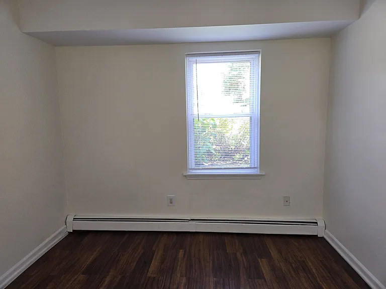 428 Elwood Ave #1N — Photo 4