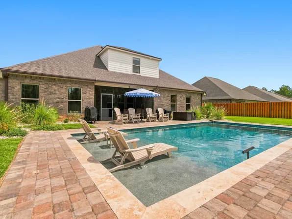 154 Campfire Cv, Freeport, FL 32439
