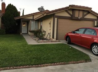 722 W Home St, Rialto, CA 92376