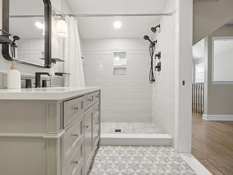 110 Stewart Ave — Photo 17