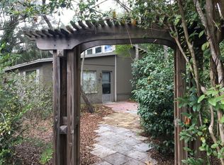 16420 Hanna Rd, Lutz, FL 33549