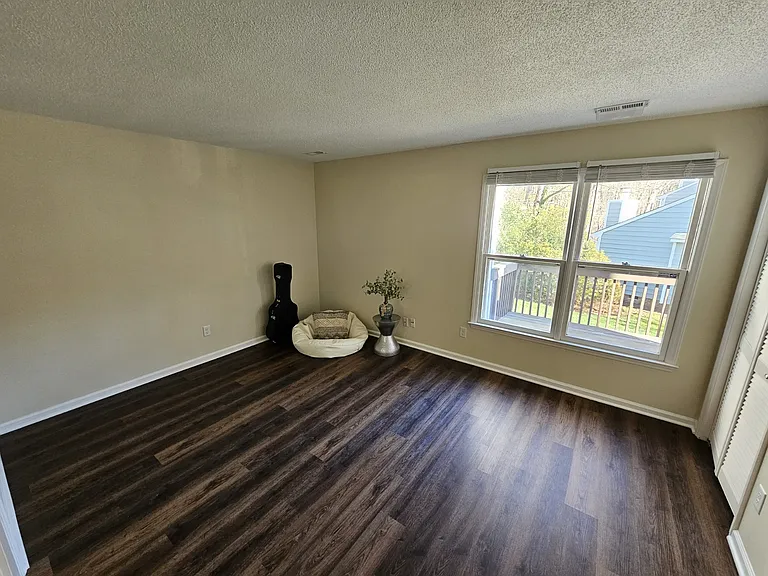 400 Applecross Dr — Photo 10