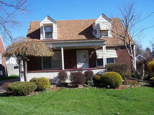 1st image of 744 E Lucius Ave