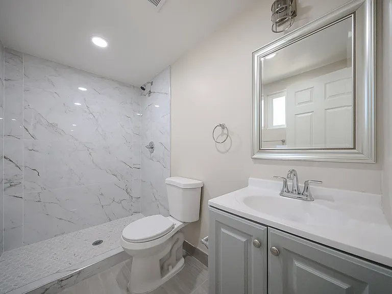 1053 E Weldon Ave — Photo 20
